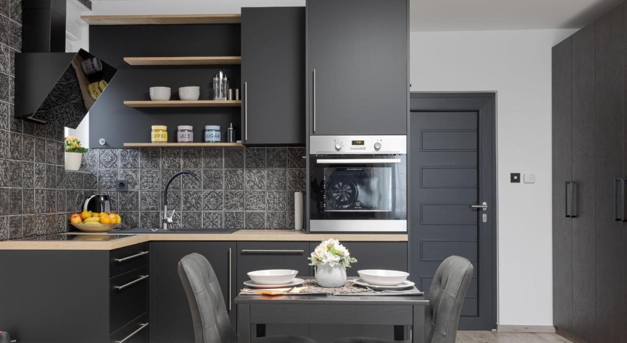 Apartman Downtown Dl ซาเกร็บ ภายนอก รูปภาพ