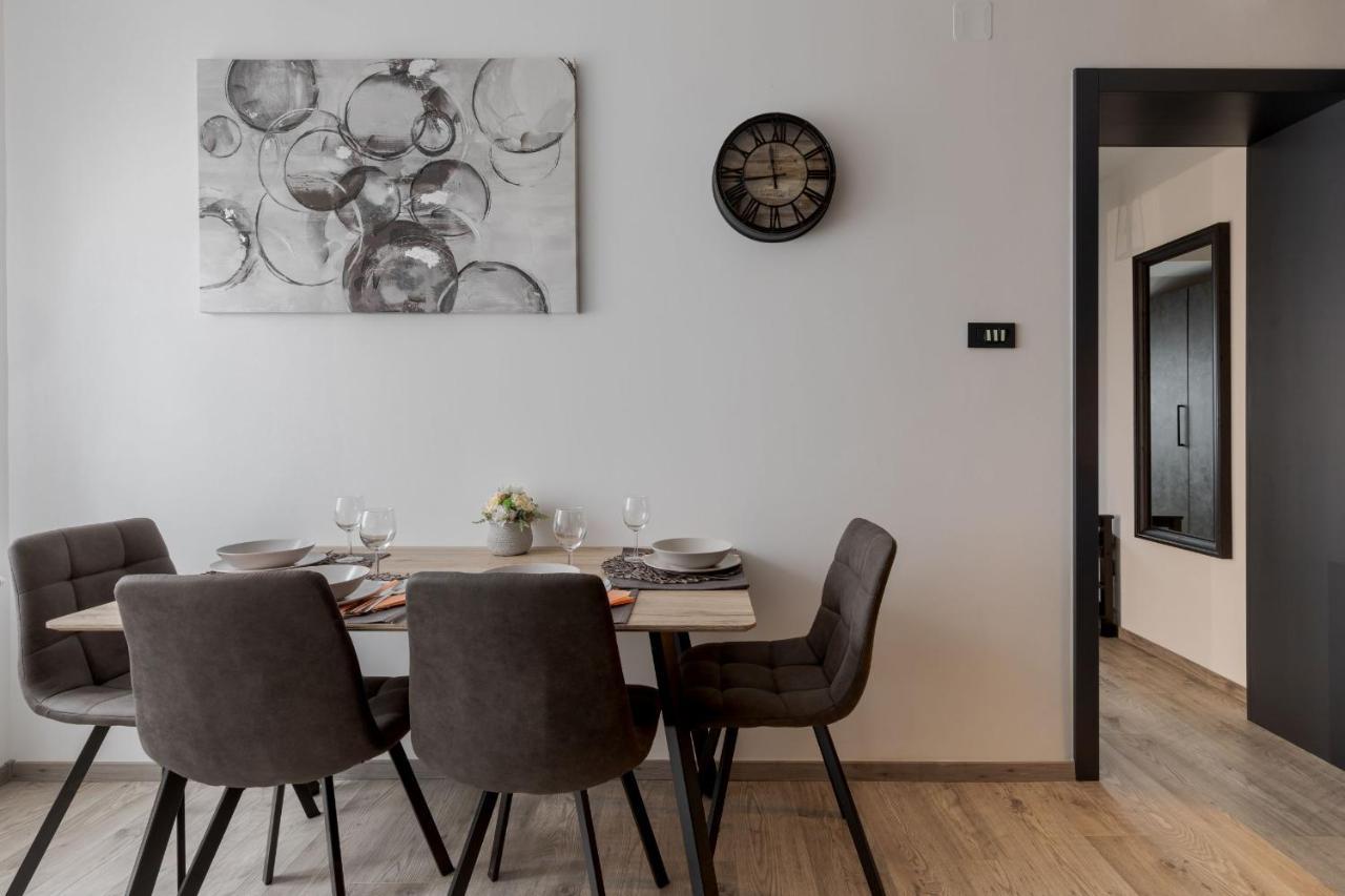 Apartman Downtown Dl ซาเกร็บ ภายนอก รูปภาพ